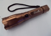 LED Strong flashlight   CREE Q5